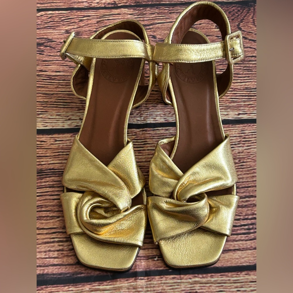 Penelope Chilvers Infinity Leather Block Heel Sandals, Gold Size 38